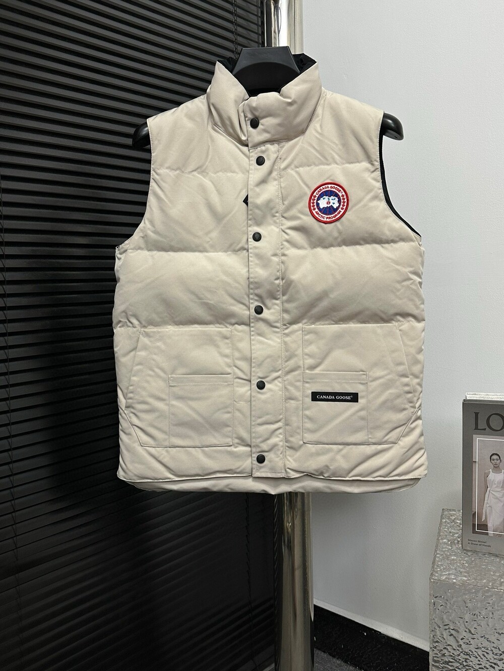 Canada Goose Men's Coat â Warm & Super Comfortable